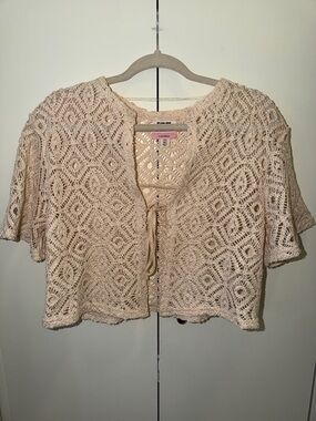 Collective Concepts Crochet Tie-Front Camisole in Beige-Cream